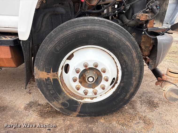 image for item FC2225 2003 Chevrolet C8500 water truck