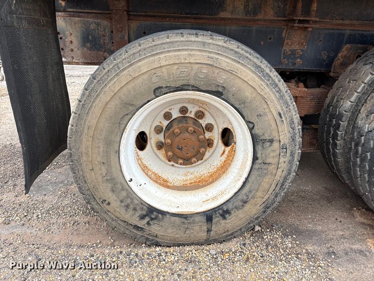 image for item FC2225 2003 Chevrolet C8500 water truck