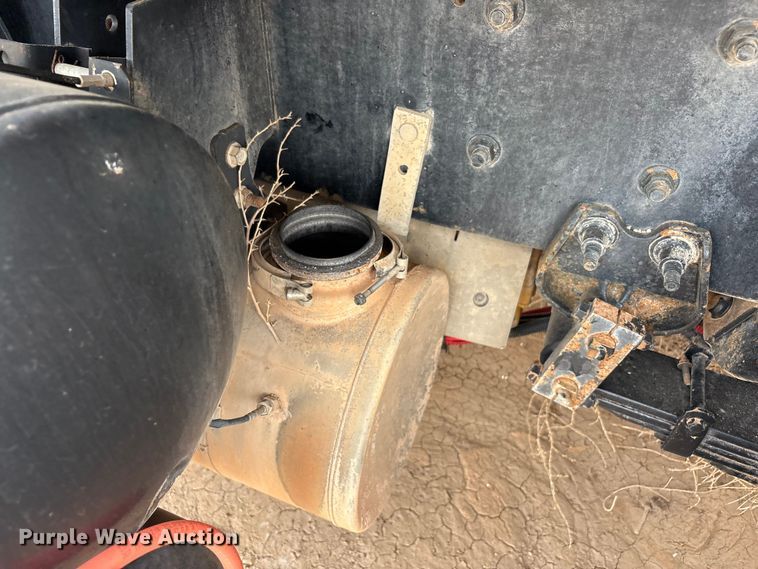 image for item FC2227 2014 International CT660S water truck