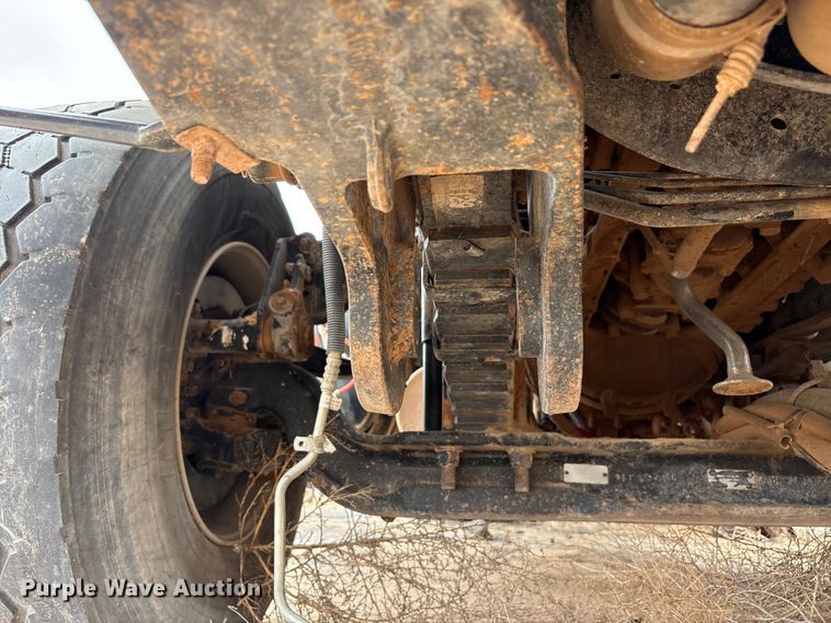 image for item FC2227 2014 International CT660S water truck