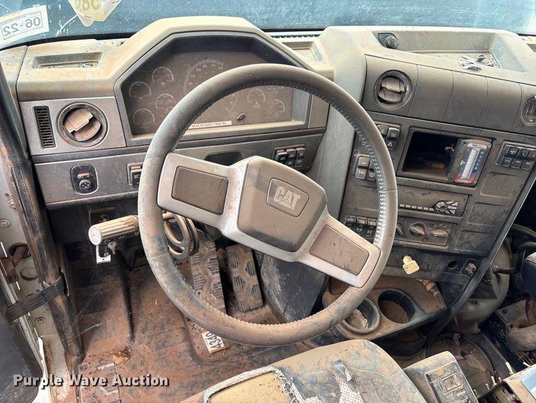 image for item FC2227 2014 International CT660S water truck