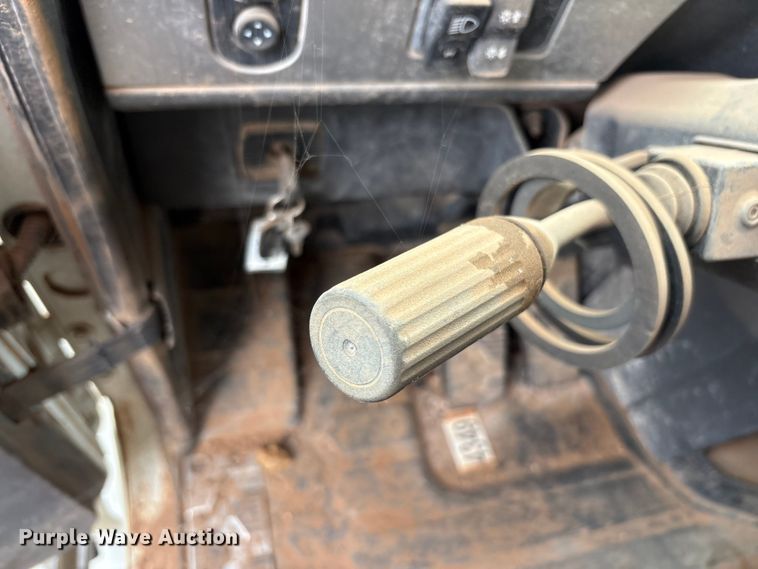 image for item FC2227 2014 International CT660S water truck