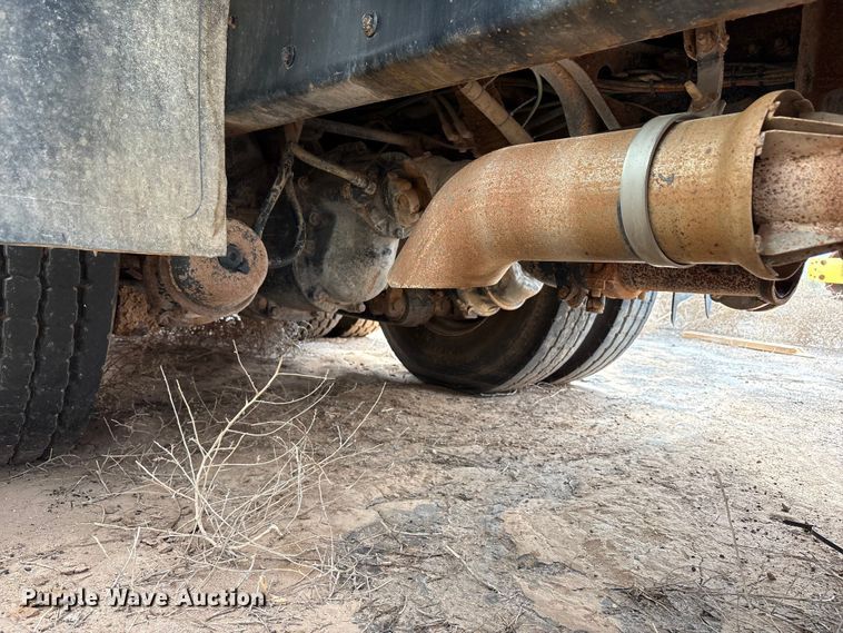 image for item FC2228 2011 International WorkStar 7400 water truck