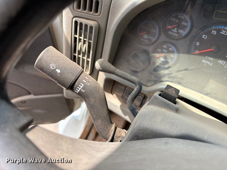 image for item FC2228 2011 International WorkStar 7400 water truck