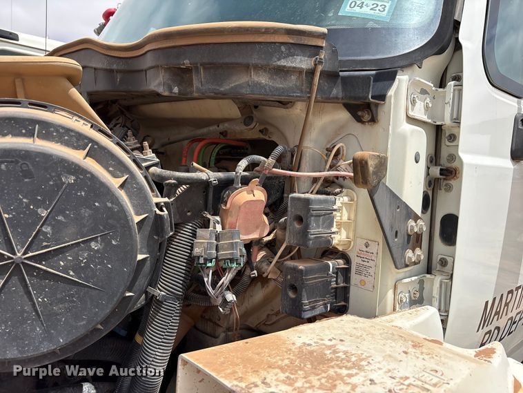 image for item FC2228 2011 International WorkStar 7400 water truck