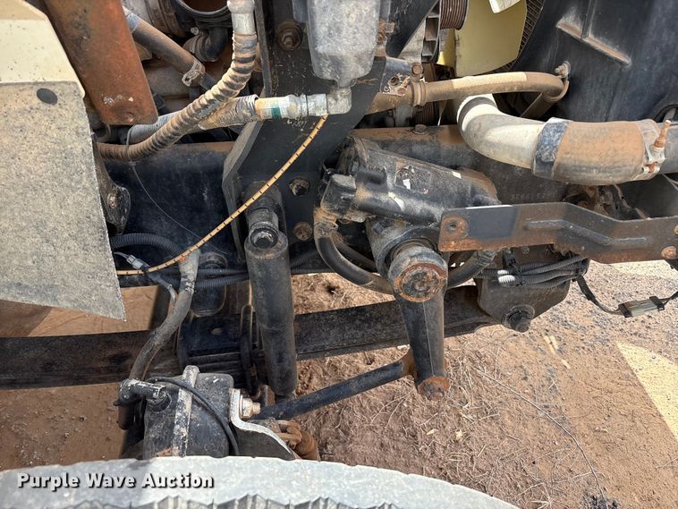 image for item FC2228 2011 International WorkStar 7400 water truck