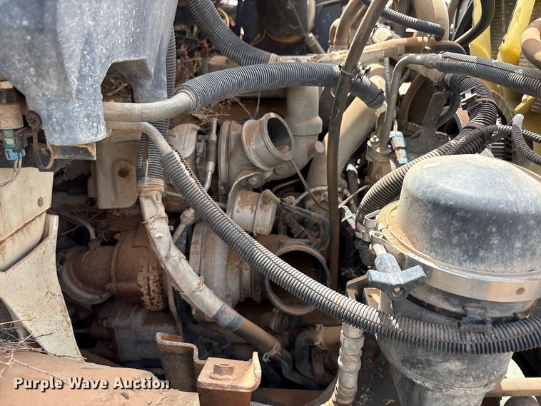 image for item FC2228 2011 International WorkStar 7400 water truck