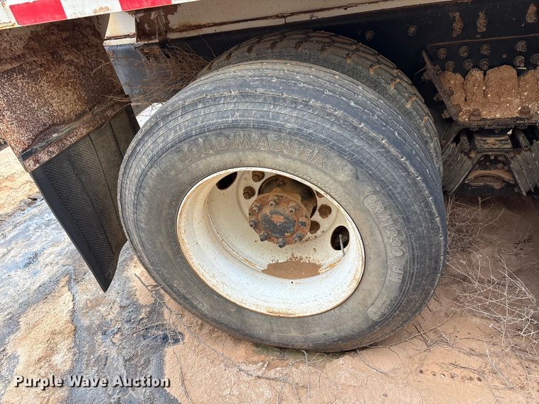 image for item FC2228 2011 International WorkStar 7400 water truck