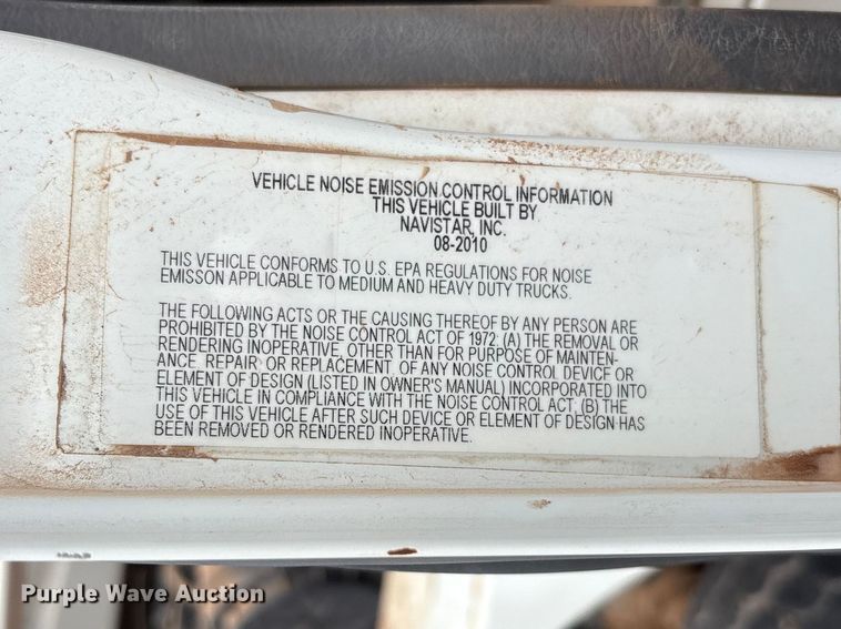 image for item FC2228 2011 International WorkStar 7400 water truck