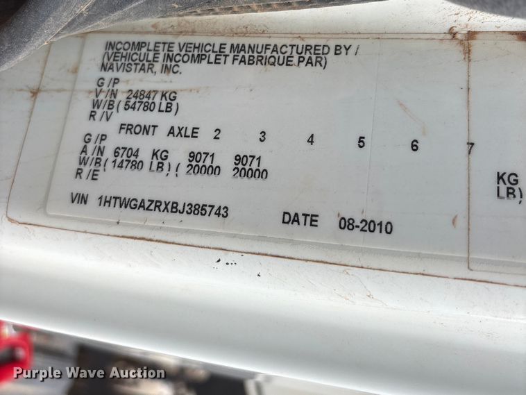 image for item FC2228 2011 International WorkStar 7400 water truck