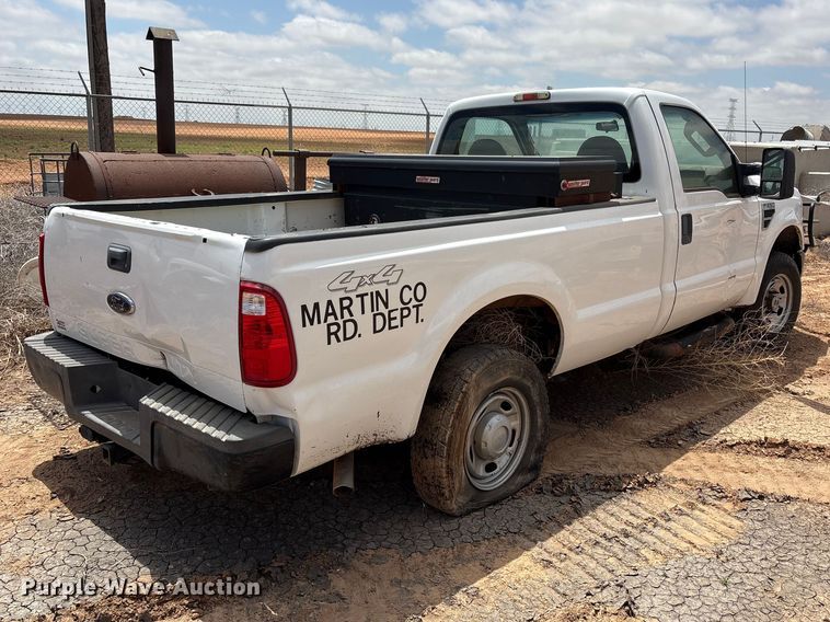 image for item FC2230 2010 Ford F250 Super Duty pickup truck