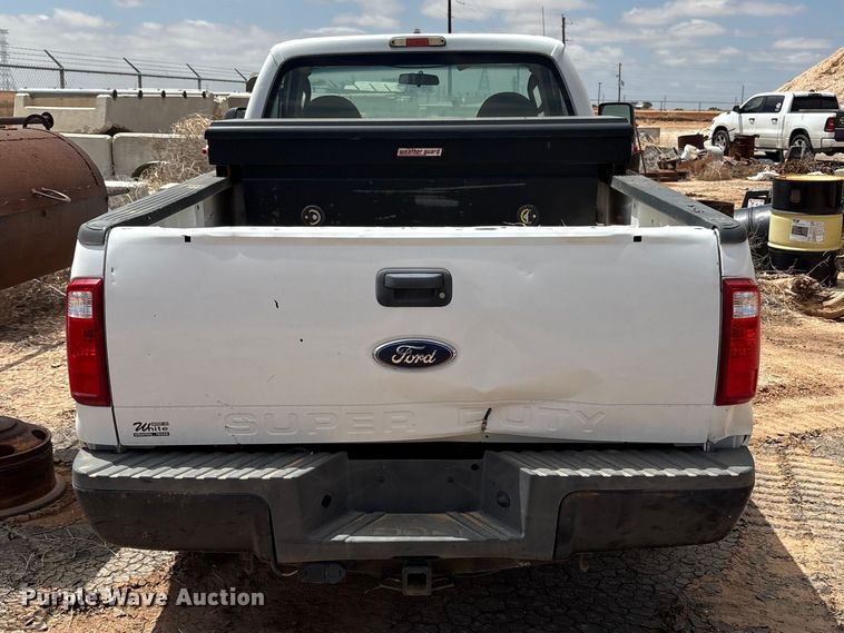 image for item FC2230 2010 Ford F250 Super Duty pickup truck