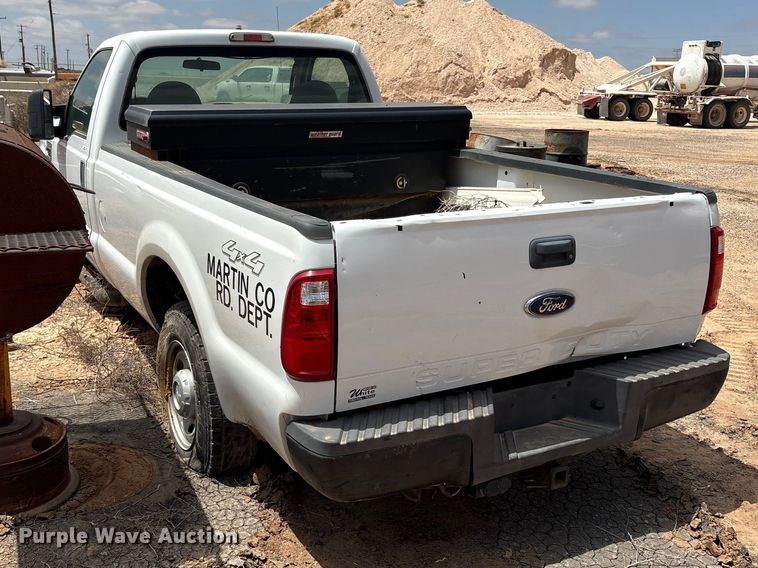 image for item FC2230 2010 Ford F250 Super Duty pickup truck