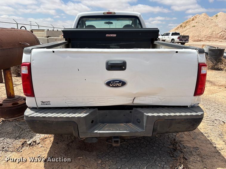 image for item FC2230 2010 Ford F250 Super Duty pickup truck
