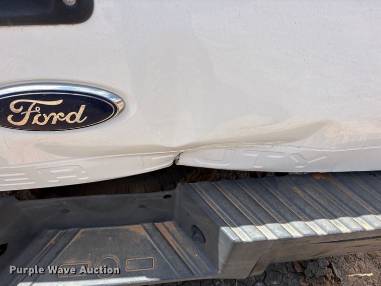 image for item FC2230 2010 Ford F250 Super Duty pickup truck