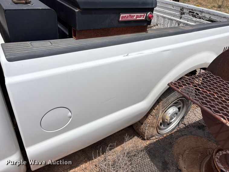 image for item FC2230 2010 Ford F250 Super Duty pickup truck