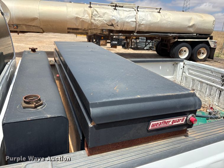 image for item FC2230 2010 Ford F250 Super Duty pickup truck