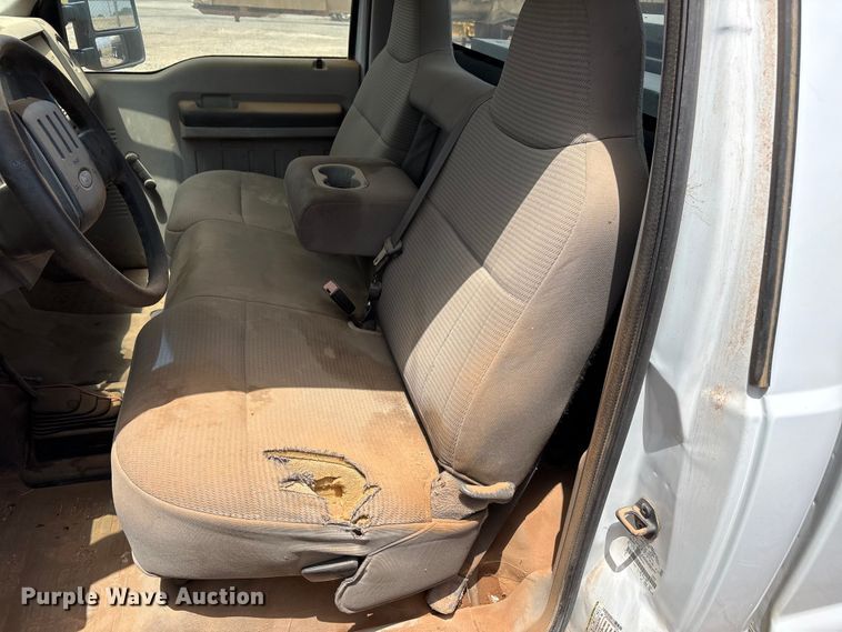 image for item FC2230 2010 Ford F250 Super Duty pickup truck