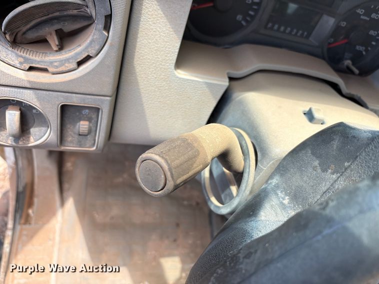 image for item FC2230 2010 Ford F250 Super Duty pickup truck