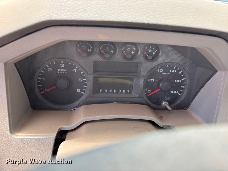 image for item FC2230 2010 Ford F250 Super Duty pickup truck