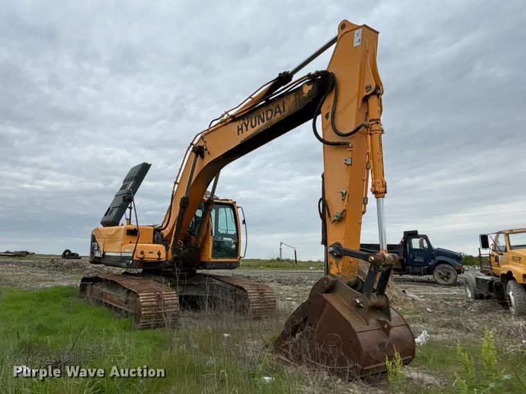 image for item FC4632 Hyundai Robex 250LC-9 excavator
