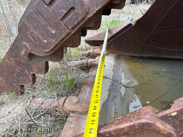 image for item FC4632 Hyundai Robex 250LC-9 excavator