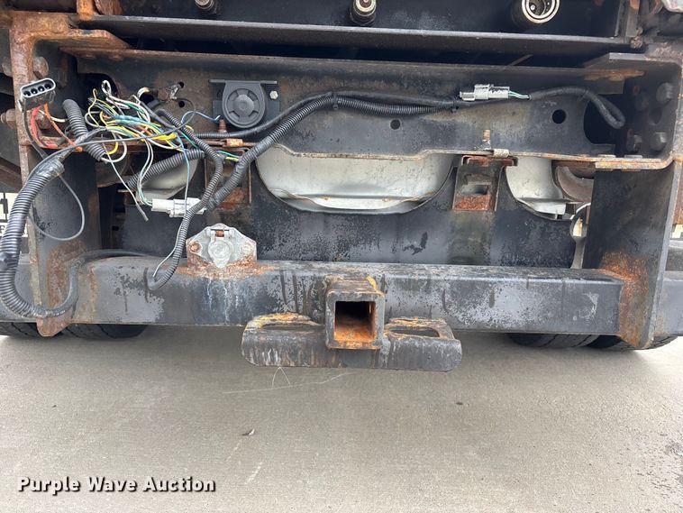 image for item FC4634 2014 Ford F450 Super Duty dump flatbed truck