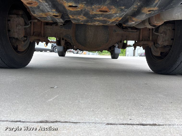 image for item FC4634 2014 Ford F450 Super Duty dump flatbed truck
