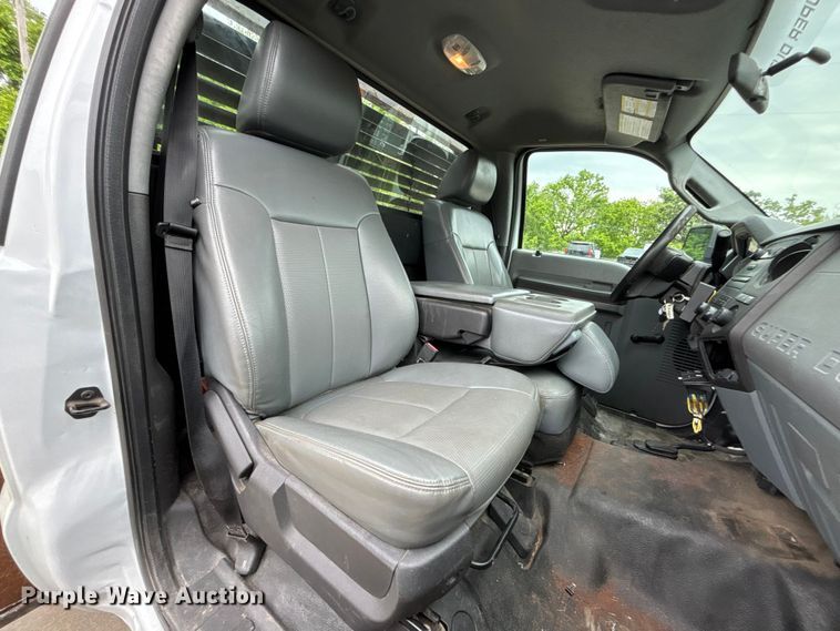 image for item FC4634 2014 Ford F450 Super Duty dump flatbed truck