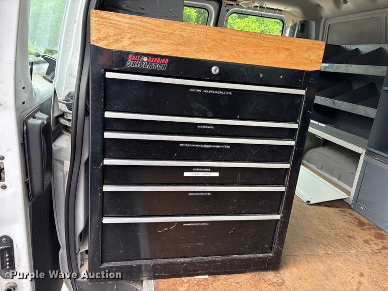image for item FC4636 2004 Ford E350 Super Duty van