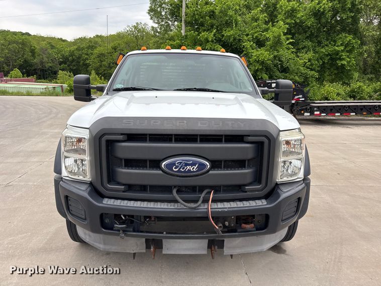 image for item FC4637 2014 Ford F450 Super Duty dump flatbed truck