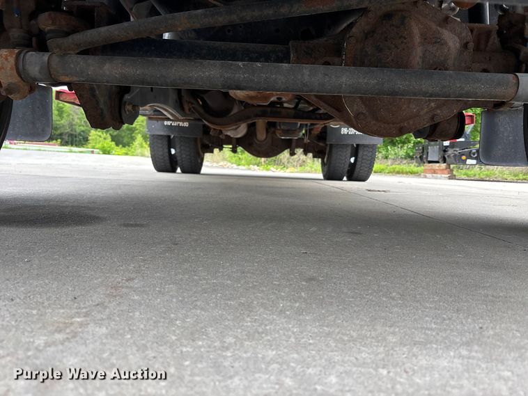 image for item FC4637 2014 Ford F450 Super Duty dump flatbed truck