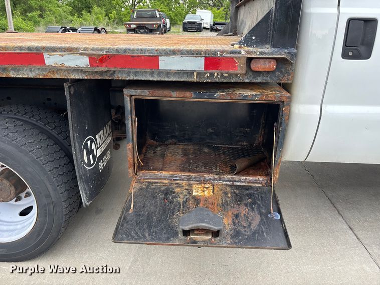image for item FC4637 2014 Ford F450 Super Duty dump flatbed truck