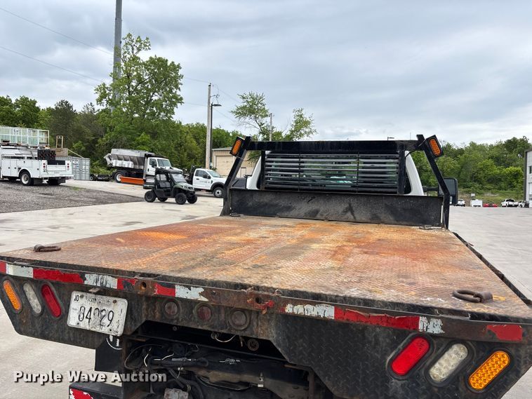 image for item FC4637 2014 Ford F450 Super Duty dump flatbed truck