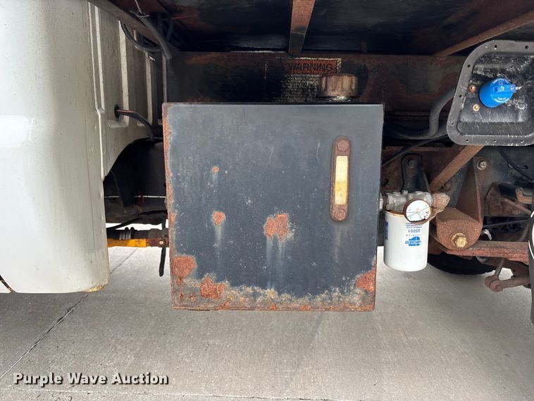 image for item FC4637 2014 Ford F450 Super Duty dump flatbed truck