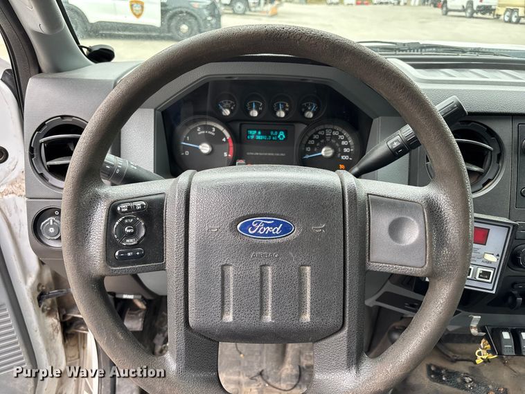 image for item FC4637 2014 Ford F450 Super Duty dump flatbed truck
