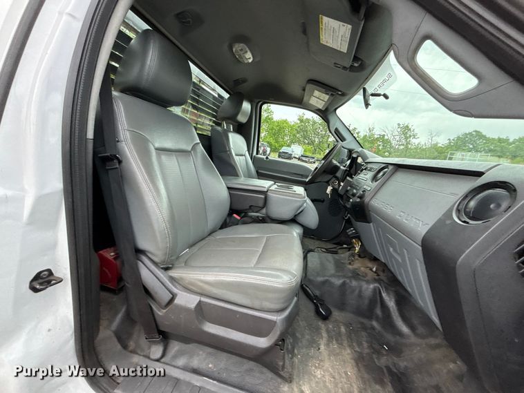 image for item FC4637 2014 Ford F450 Super Duty dump flatbed truck