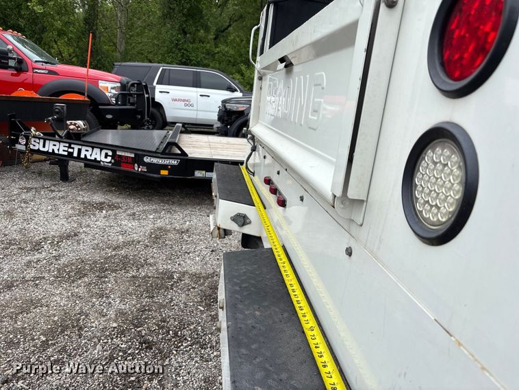 image for item FC4641 2014 International DuraStar 4300 utility / service truck with scissor lift