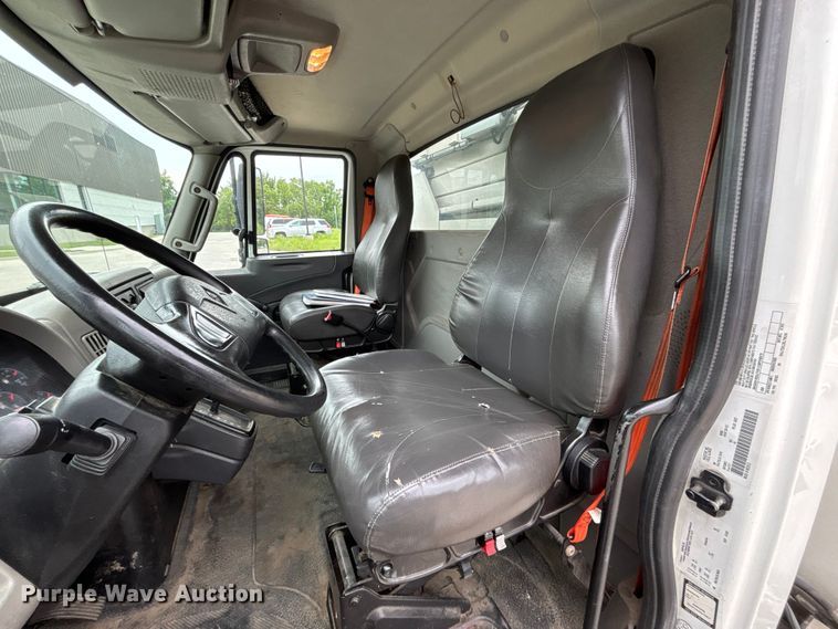 image for item FC4641 2014 International DuraStar 4300 utility / service truck with scissor lift