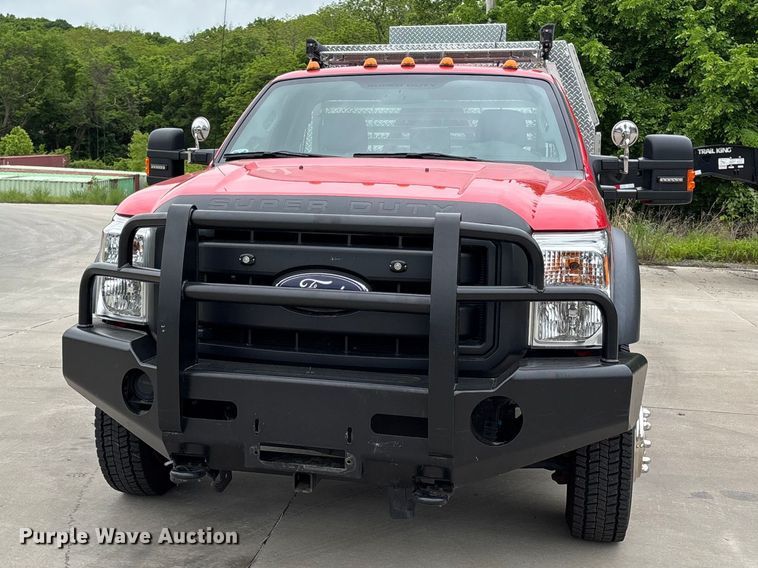 image for item FC4643 2016 Ford F550 Super Duty hook lift truck