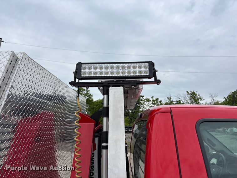 image for item FC4643 2016 Ford F550 Super Duty hook lift truck