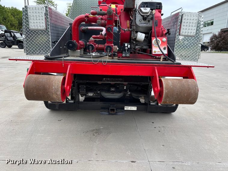 image for item FC4643 2016 Ford F550 Super Duty hook lift truck