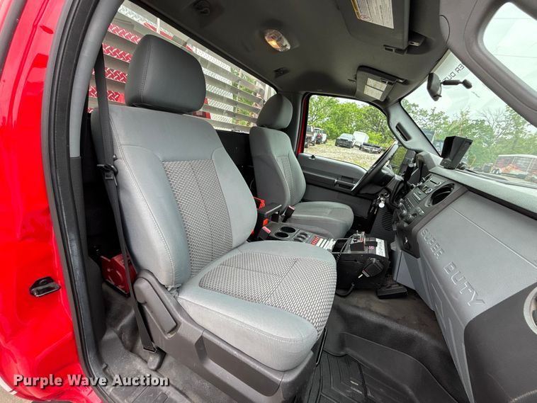image for item FC4643 2016 Ford F550 Super Duty hook lift truck