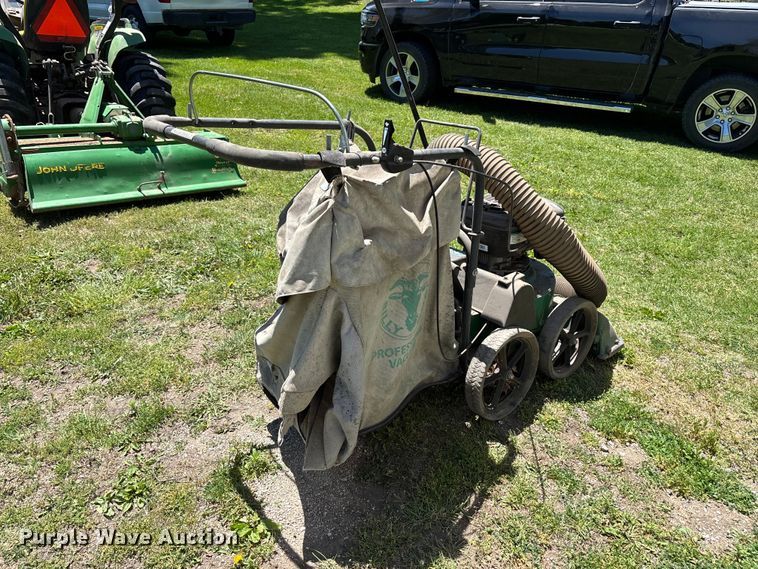 image for item FC4656 Billy Goat K Series leaf vacuum
