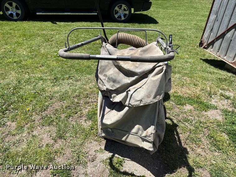 image for item FC4656 Billy Goat K Series leaf vacuum