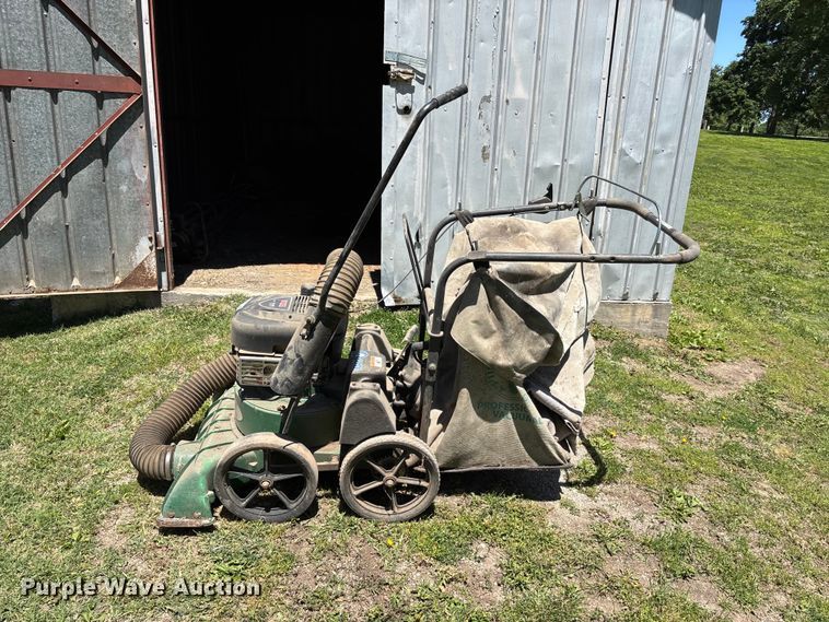 image for item FC4656 Billy Goat K Series leaf vacuum