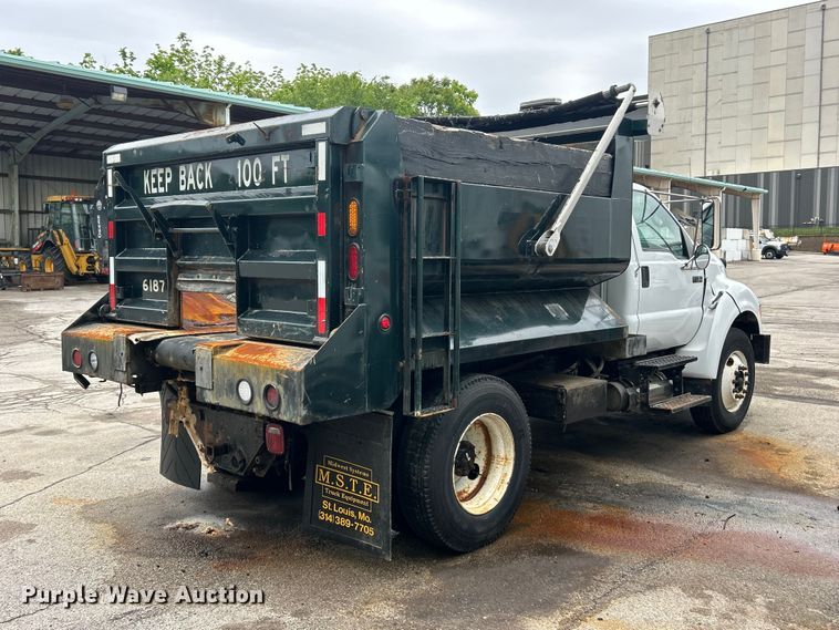 image for item FC5513 2008 Ford F750 XL Super Duty dump truck