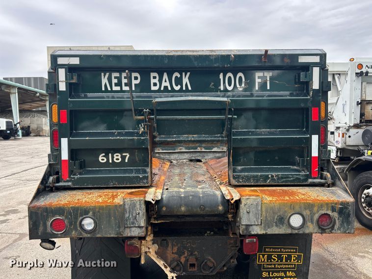 image for item FC5513 2008 Ford F750 XL Super Duty dump truck