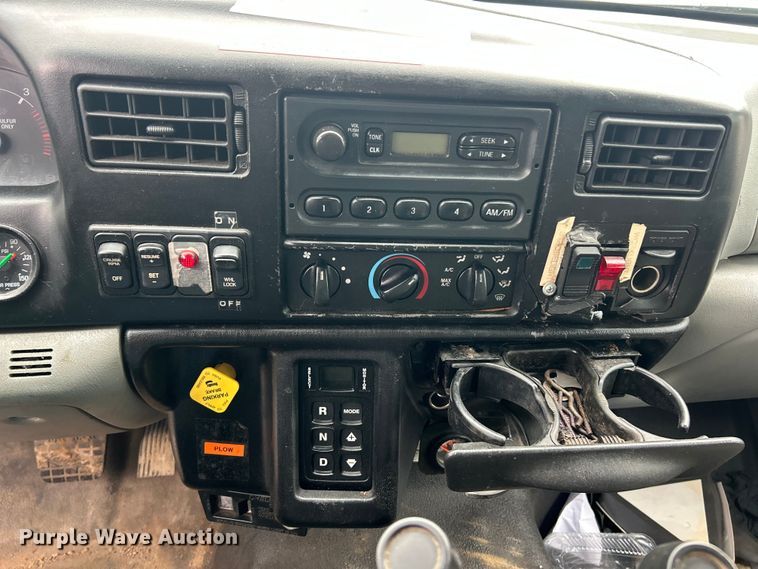 image for item FC5513 2008 Ford F750 XL Super Duty dump truck