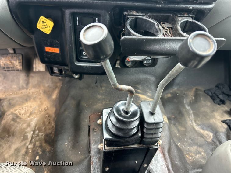 image for item FC5513 2008 Ford F750 XL Super Duty dump truck